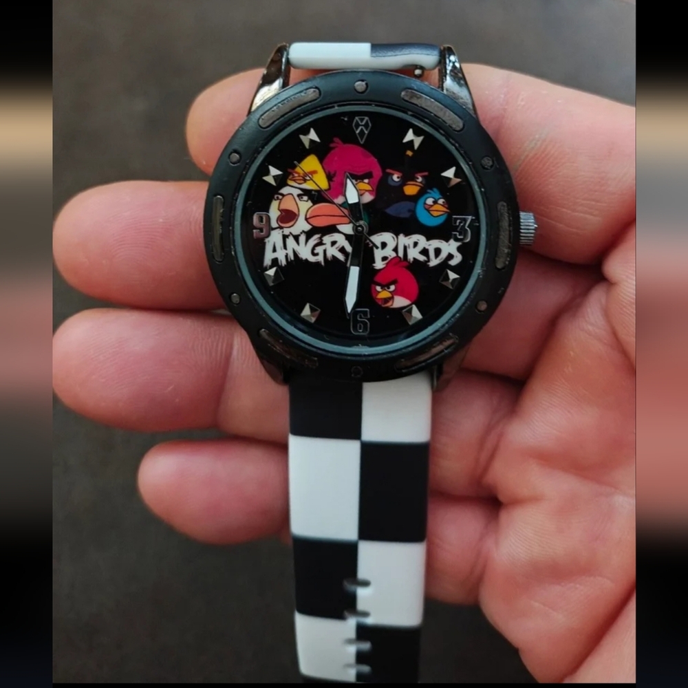 Cool Angry Birds Silver Tone With Black & White Checkered Silicone Band Watch